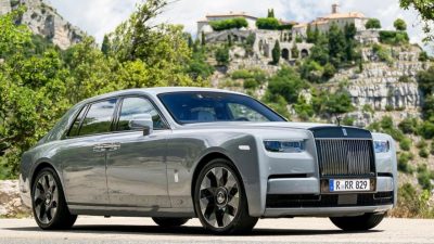 Tour the shiny new Rolls-Royce Phantom Series II: the US$700,000 ...